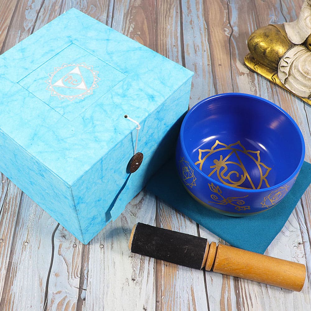 Blue Throat Chakra Singing Bowl Gift Set (Medium)