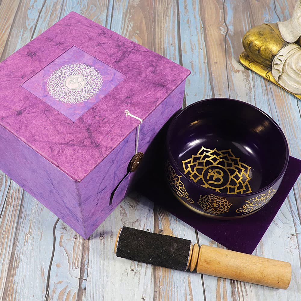 Crown Purple Chakra Singing Bowl Gift Set (Medium)