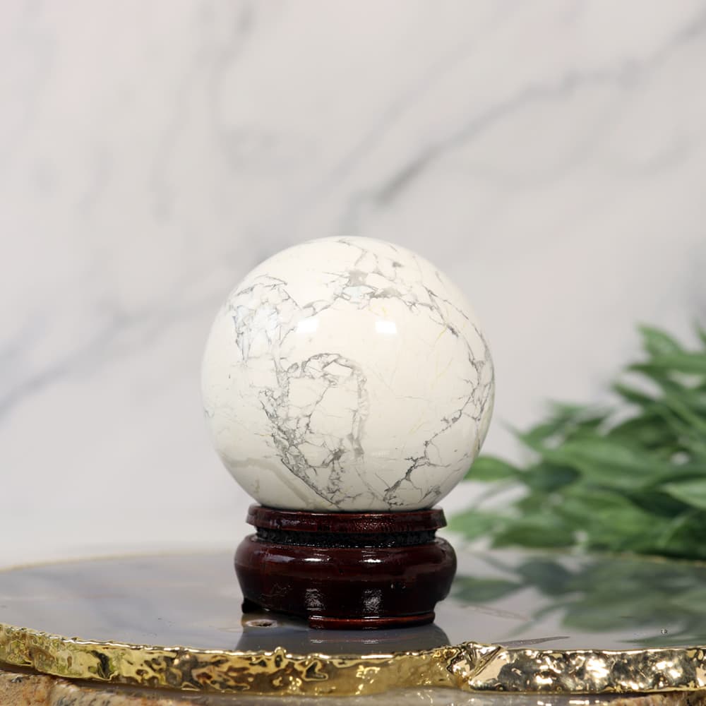 Howlite Spheres [Sold/lb]