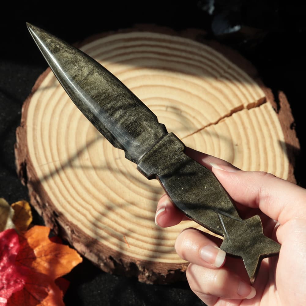 Golden Sheen Knife with Star Handle