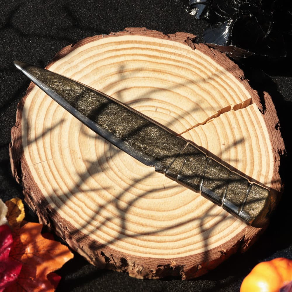 Golden Sheen Knife with Spiral Handle