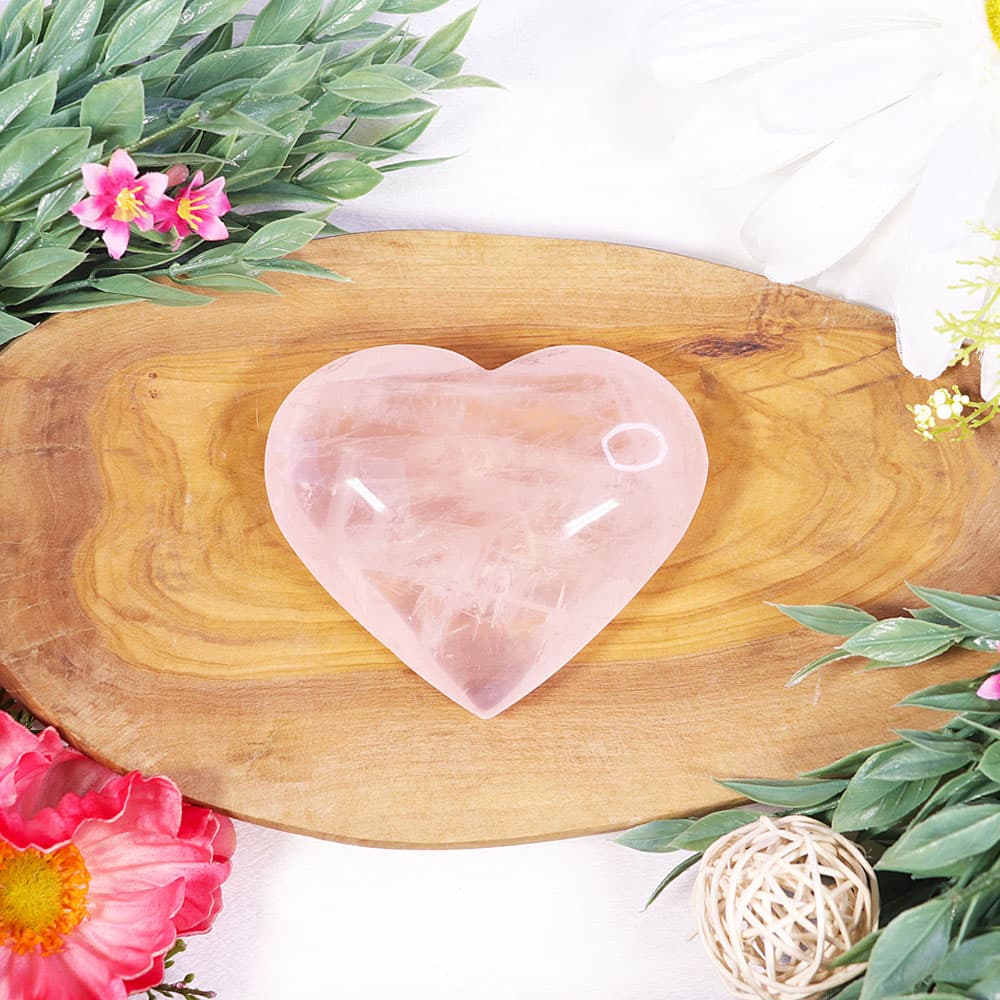Rose Quartz Heart (Sold/lb)