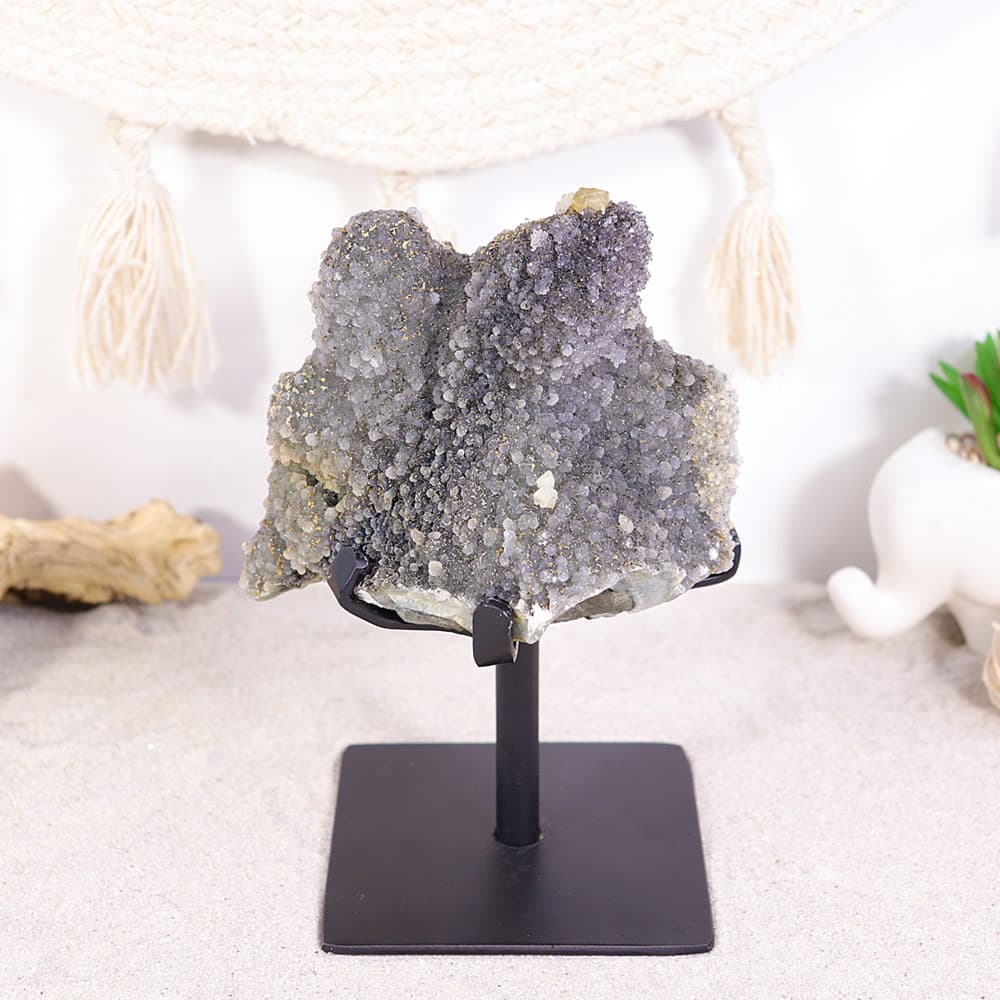 Gray Amethyst with Metal Stand (MBUC45)