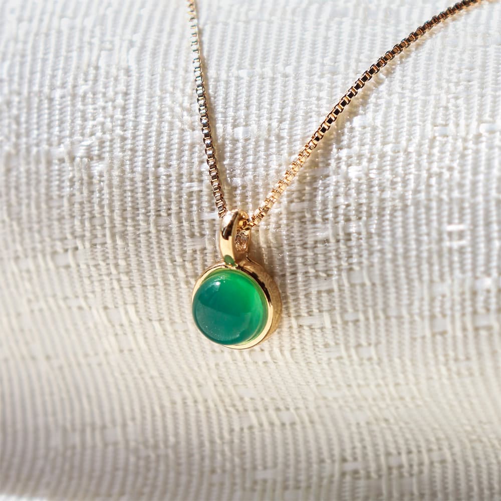 Green Aventurine Bezel Pendant & Chain - Gold Plated